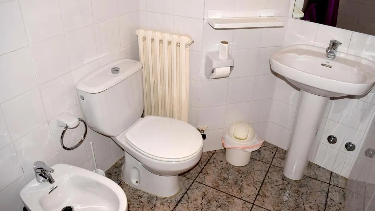 Mas El Carrer Apartment Santa Pau Spain